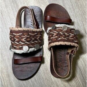 Girls‎ size 2 blowfish sandals